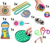 Fidget Toys Pakket - Set met 12 verschillende Fidget Toys: Wacky Tracks, Simple Dimple, Pop It Fidget, Flippy Chain, Monkey Noodles, Snapperz Rainbow