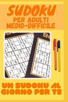 Sudoku per adulti livello medio e difficile. Formato da viaggio con soluzioni.