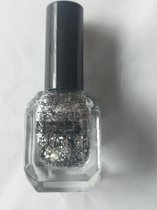 Catrice peeloff glam nail polish 05 Too glam to stay at home