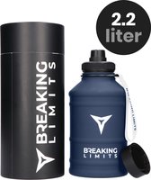 Breaking Limits Stalen Waterfles 2 Liter – Drinkfles – Gemaakt van Roestvrij Staal – Grote Waterfles – Waterjug – Bidon 2 Liter – 2.2 Liter - Navy Blue