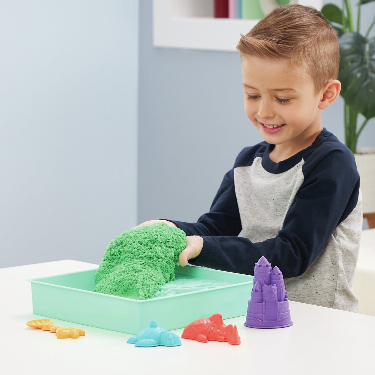 Kinetic Sand - Zandbak-set met 454 g groen origineel Kinetic Sand opbergzandbak 4 vormen en gereedschap - Sensorisch speelgoed — afbeelding 6