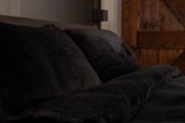 Zachtbeddengoed.nl - Velvet - Dekbedovertrek - Lits Jumeaux - Zwart - Tweepersoons - 240x200 cm - 240x220 cm - 2 Kussenslopen - Fluffy Dekbedovertrek - Zacht - Teddy Dekbedovertrek - Luxe Beddengoed met Velvet aan Beiden Zijden