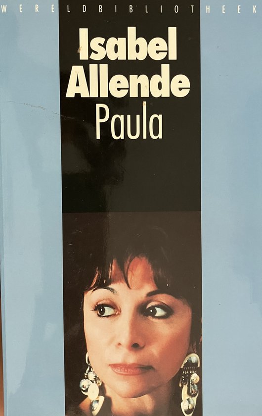 Boekomslag van Isabel Allende's 'Paula' met een portret van een vrouw met grote oorringen.