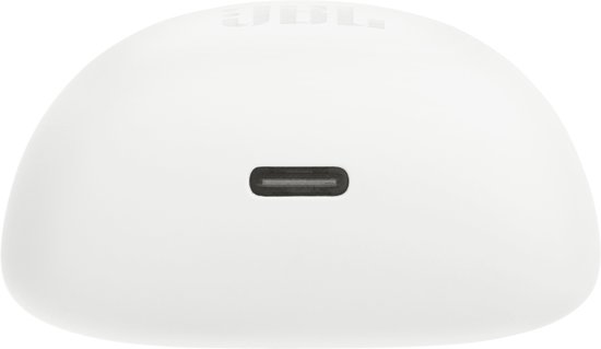 Onderkant van witte oplaadcase met USB-C poort.