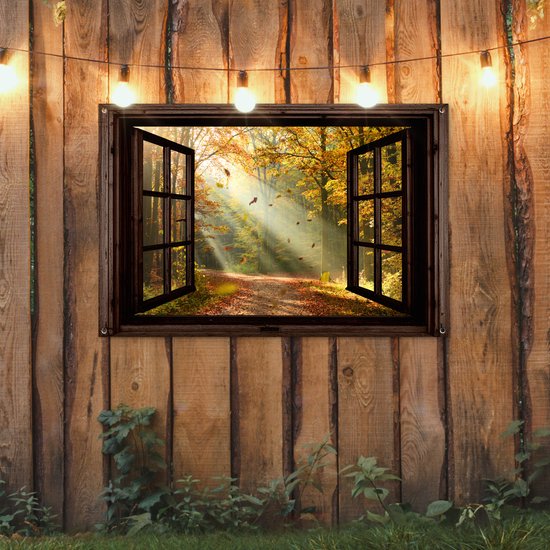 Open raam met boslandschap in herfstkleuren, hangend aan een houten schutting met lichtslingers.
