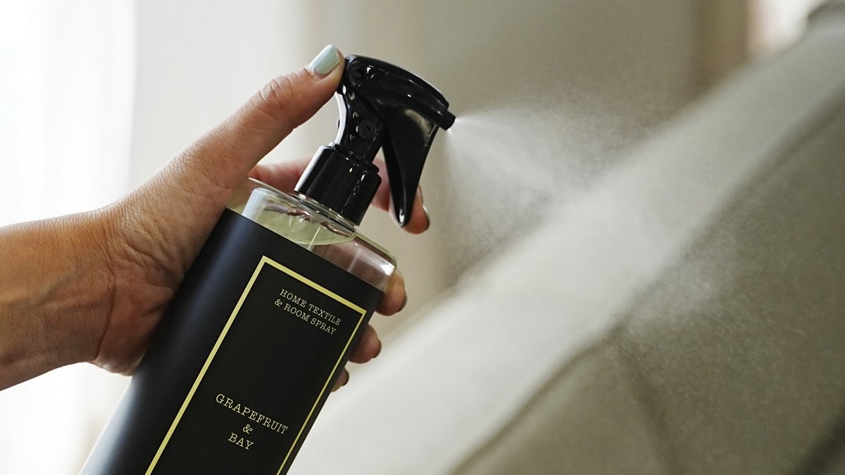 Goedkoopste Cereria Mollà 1899 Home Textile & Room Spray - Basil & Mandarin fris luxe huisparfum kamerspray parfum textiel verfrisser 500ml