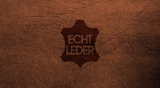 Bruin leer met een stempel met "Echt Leder" erop.