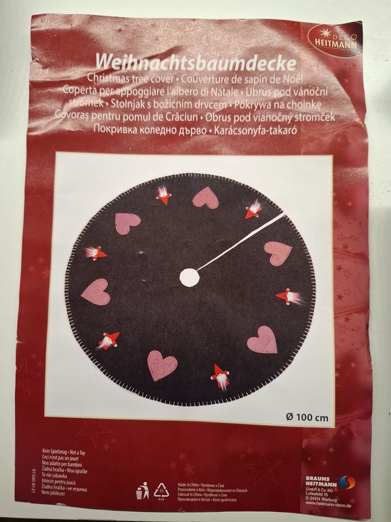 deco heitman kerstboomrok 100 cm doorsnee in grijs met kerst ornamenten kerstman en hartjes