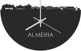 Skyline Klok Almeria Zwart hout - Ø 40 cm - Stil uurwerk - Wanddecoratie - Meer steden beschikbaar - Woonkamer idee - Woondecoratie - City Art - Steden kunst - Cadeau voor hem - Cadeau voor haar - Jubileum - Trouwerij - Housewarming - WoodWideCities