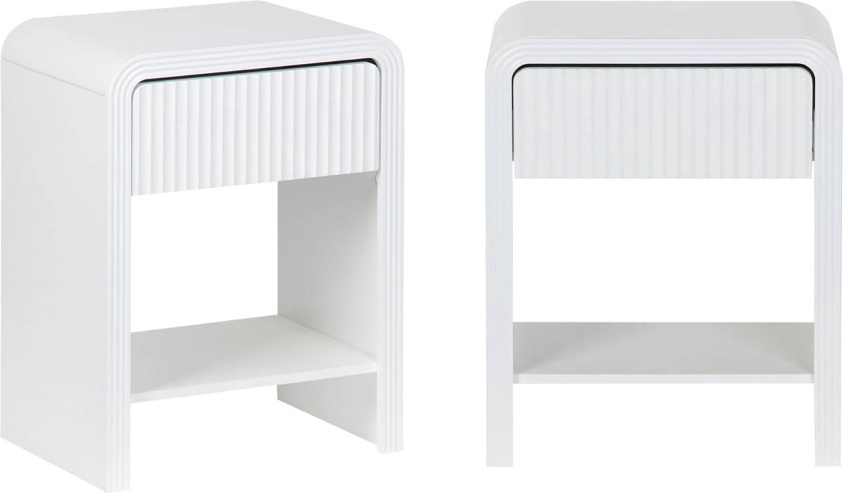 sweeek - Set van 2 witte nachtkastjes met gegroefd houteffect, 1 lade, 1 plank