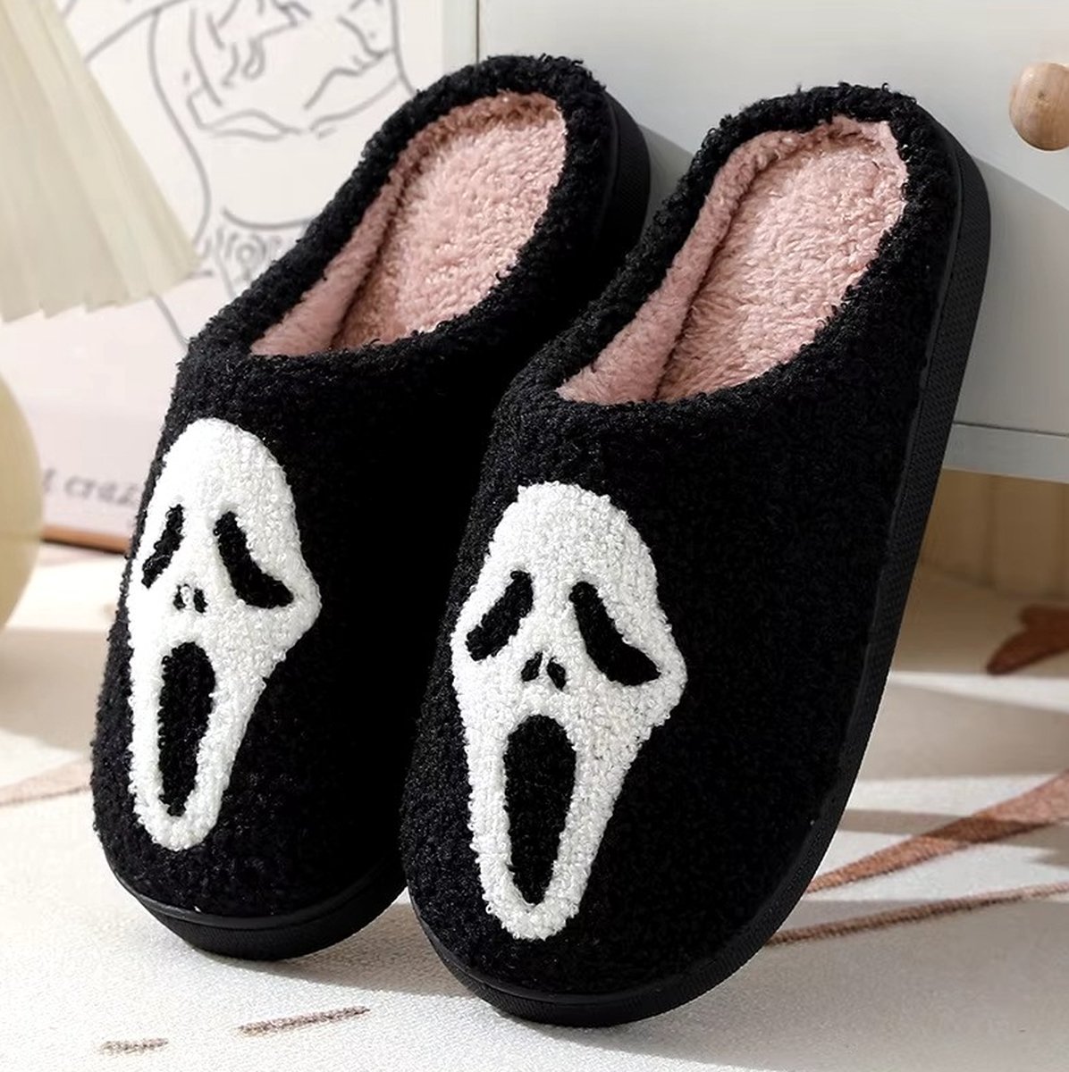 Budino® Halloween Pantoffels - Smiley Sloffen - Pantoffels - Sloffen - Dames en Heren - Scream Doodskop - Maat 41/42