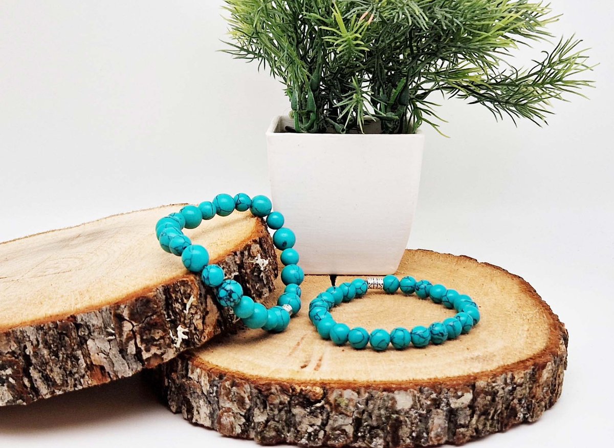 Handgemaakte Klassieke natuurstenen armband “Howliet groen ” - 10 mm diameter van de korrel- Diameter armband 20 cm - Een mooi cadeau voor familie en vrienden