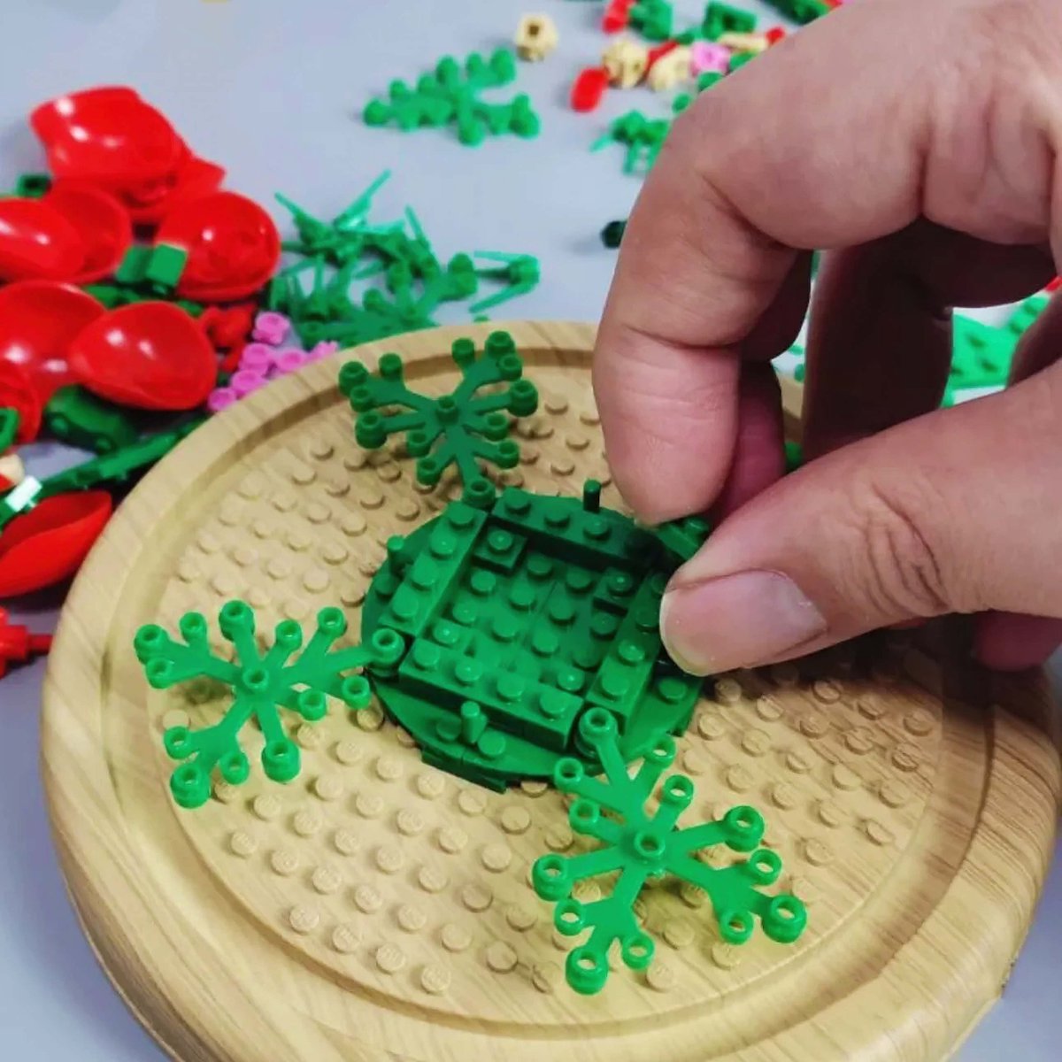 Zhe Gao Botanical Rozen Bloemenboeket in Stolp | Bloemenpracht flowers collection | Classic Creator STEM speelgoed bloemen bouwpakket | niet compatibel met lego mould king mega | modelbouw volwassenen & kinderen | 366 bloks | cadeau voor haar — afbeelding 4