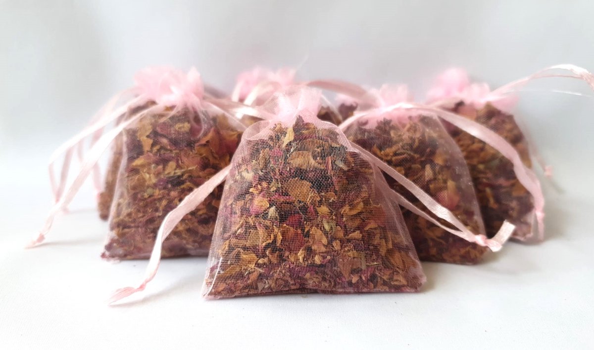 Bonheur de Provence® - Geurzakjes rozenblad - 10 roze zakjes - gevuld met gedroogd rozenblad