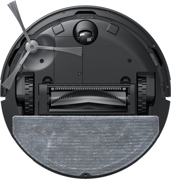 Onderkant van de zwarte eufy robotstofzuiger met draaiende borstels en dweil.