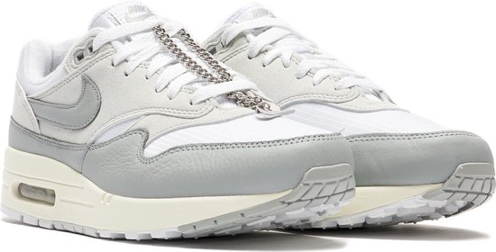 air max 1 snkrs day pearl