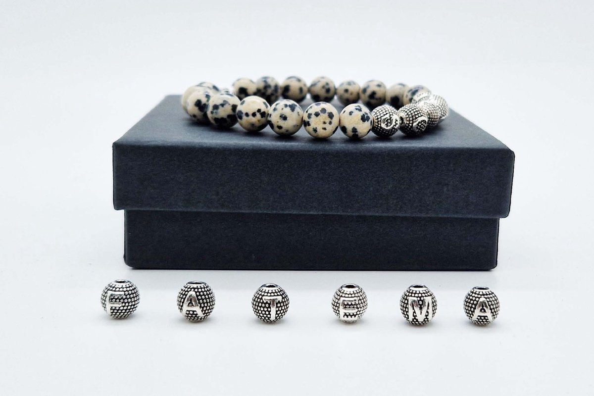 Handgemaakte Natuurstenen armband met metaal naam " Jasper Dalmatin " - Met je naam of de naam van uw geliefde- 8 mm diameter van de korrel- Diameter armband 20 cm - Een mooi cadeau voor familie en vrienden