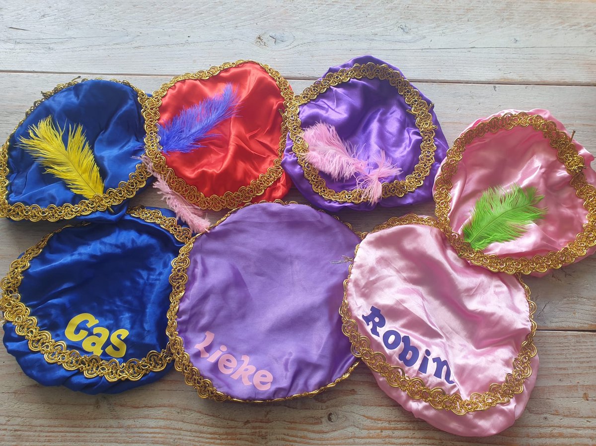 Pietenmuts met naam - Pietenmuts – naam – gepersonaliseerd – GROEN - Sinterklaas – feestelijk – kinderen – unieke touch – traditie – kleurrijk – cadeau – blijvende herinnering