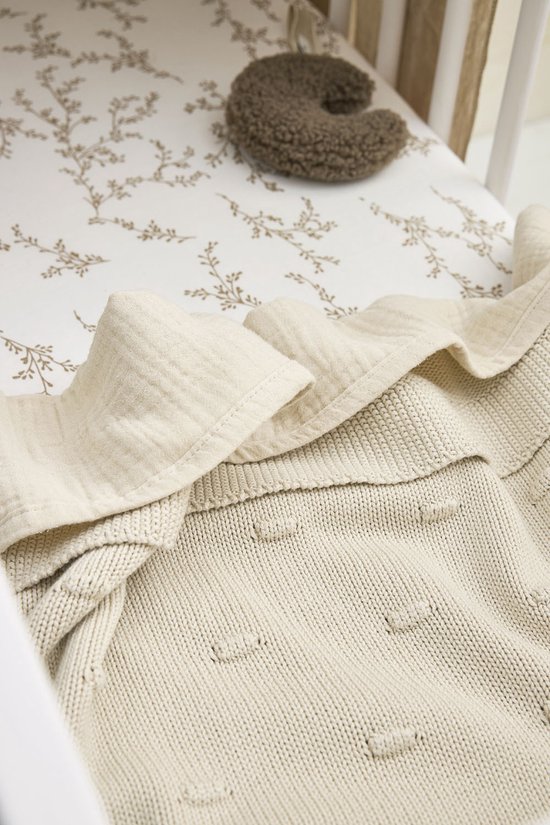 Meyco Baby Knots wiegdeken - soft sand - 75x100cm - 1.0 TOG van Merkloos — afbeelding 5