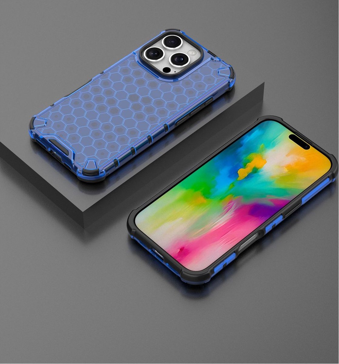 Mobigear Hoesje geschikt voor Apple iPhone 16 Pro Max Telefoonhoesje Hardcase | Mobigear Honeycomb Backcover Shockproof | Schokbestendig iPhone 16 Pro Max Telefoonhoesje | Anti Shock Proof - Blauw