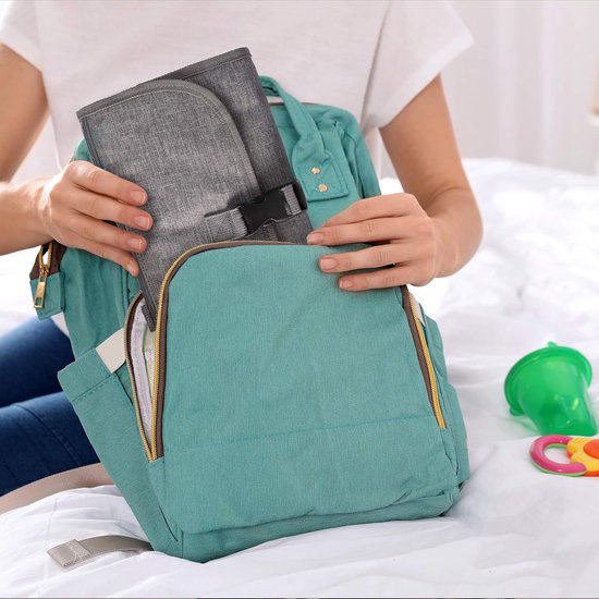 Baby Verschoningsmatje Voor Onderweg - Verschoonmatje - Draagbaar Verschoonmatje - Opvouwbaar - Luiertas - Luieretui - Baby - Perfect Kraamcadeau - Veel Ruimte & Waterbestendig - Comfortabel van Chicco — afbeelding 3