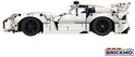 Zijaanzicht van de witte LEGO Technic Dodge Viper GTS-R sportauto met blauwe strepen, op een witte achtergrond.