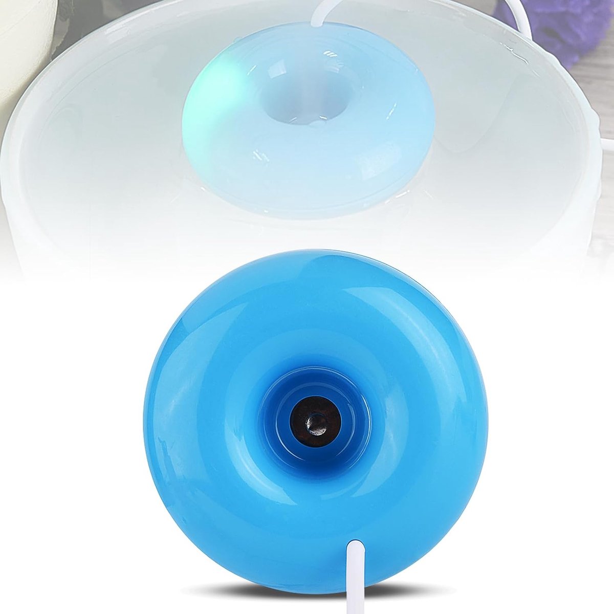 SnelShoppen - Mini Donut USB Luchtbevochtiger - Draagbare Mini Donut Vormige USB Atomizer Spray Bevochtiger voor Thuis, Kantoor, Auto - Effectieve Luc
