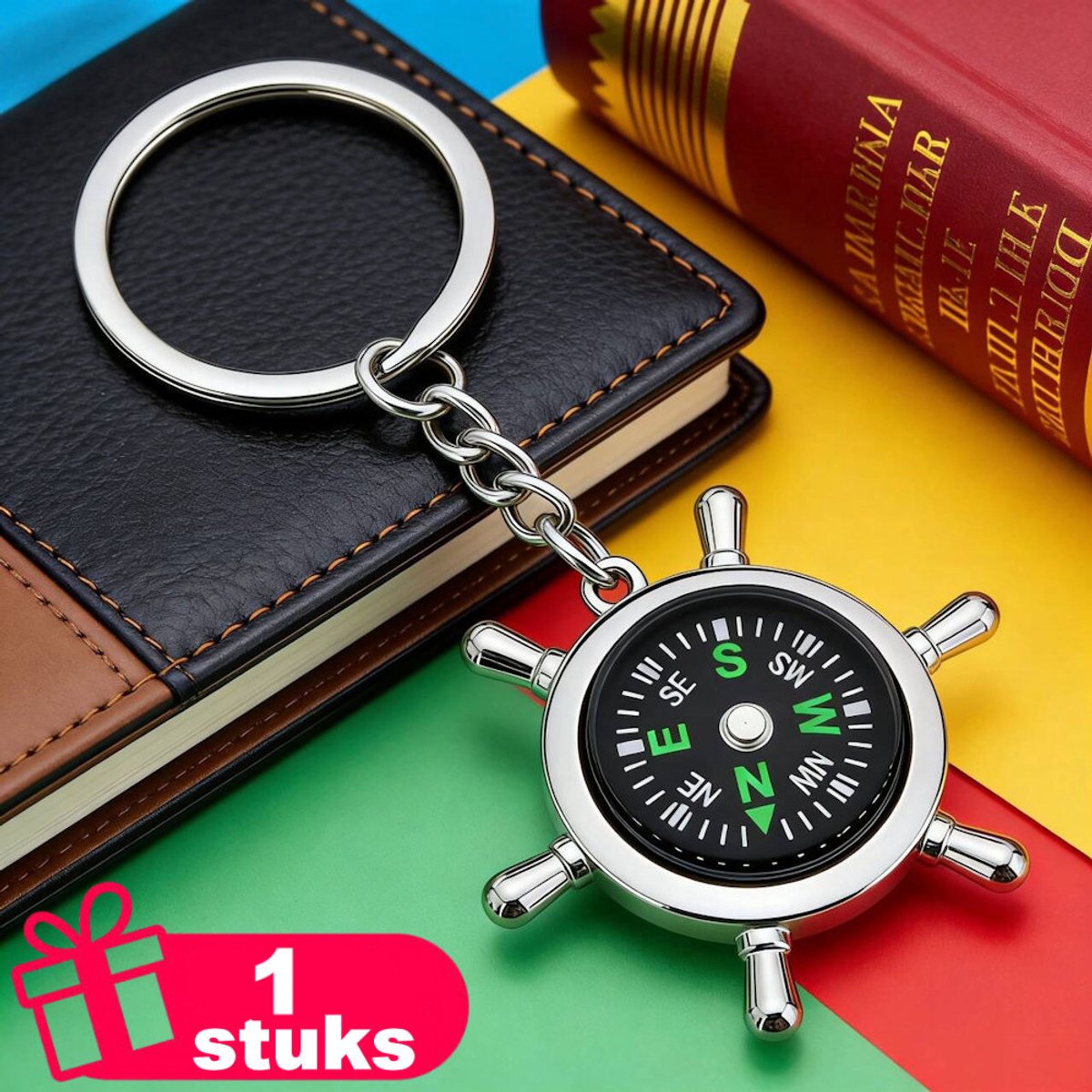 Decopatent - Premium Keychain - Metalen Sleutelhanger Scheepsstuur met Kompas - Luxe Keychain - Sleutelring - Cadeau voor Zeilers en Watersportliefhebbers