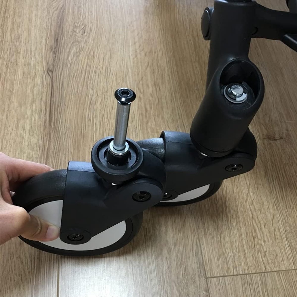 Vervangende Rubber Voorwielen voor Buggy's, Geschikt voor Babyzen YOYO en YOYA, Duurzaam en Lichtgewicht – foto 3