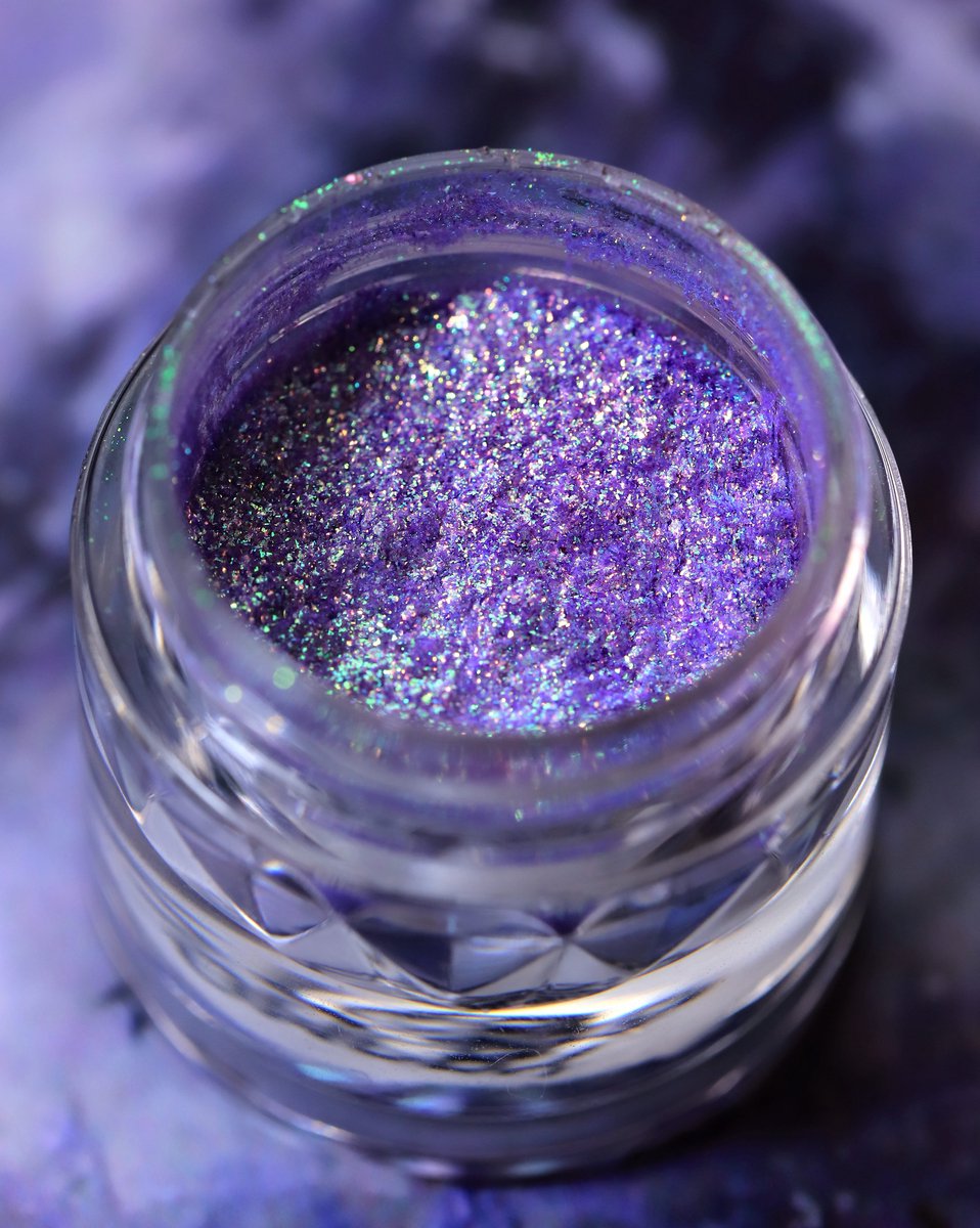 Karla Cosmetics - Opal Moonstone Loose Multichrome Eyeshadow - Cry Baby