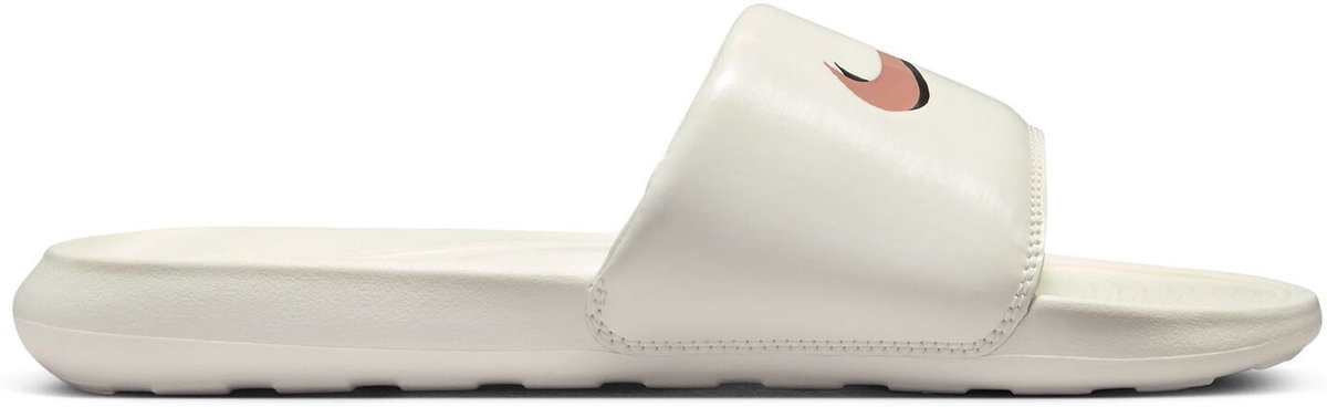 Nike Victori One Veelkleurig