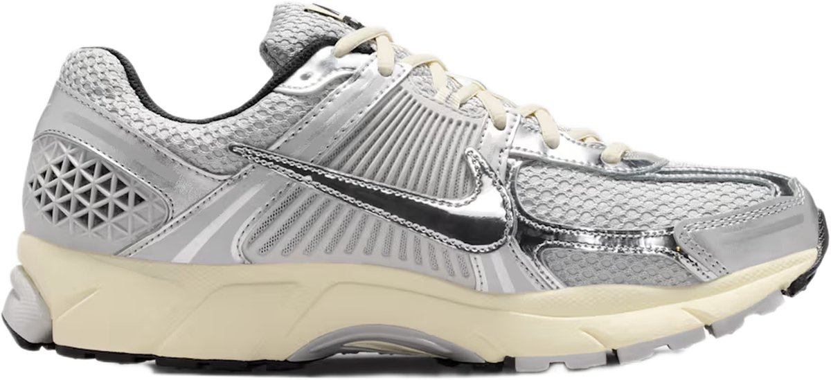 NIKE ZOOM VOMERO 5 IM3486-002 44 5 Veelkleurig