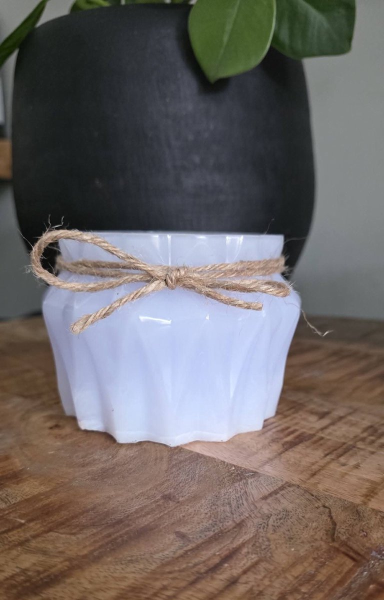 Handgemaakte Epoxy Bloempot – Stijlvol & Uniek Laserkado