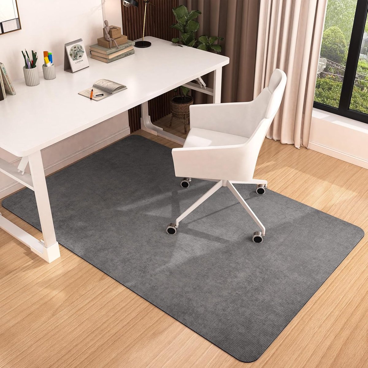 Tapijt - Kantoorstoelmat voor Harde Vloeren - Antislip Ondermat - 90x120 cm - Zelfklevende Onderkant - Geschikt voor Hout en Tegels - Grijs