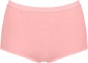 Roze Sloggi maxi slip met kanten rand, voorkant zichtbaar.