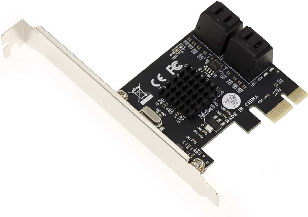 4-poorts PCI Express PCIe-controllerkaart voor SATA 3 6G harde schijven met Marvell 88SE9215 chipset. Beugels voor hoog en laag profiel