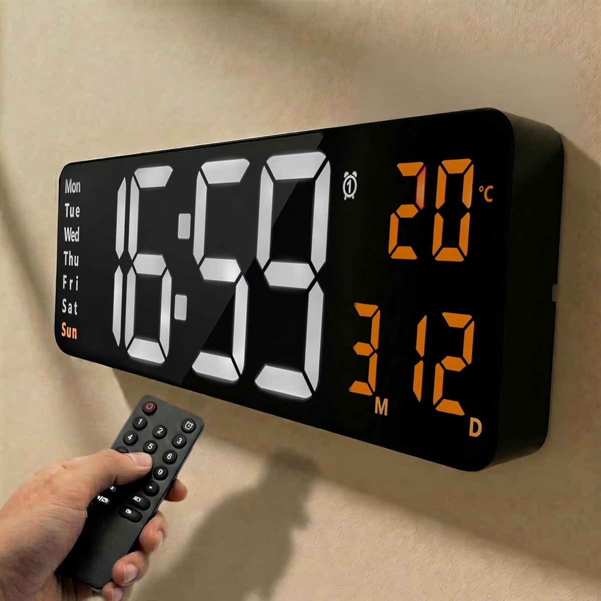 SnelShoppen - Opis Technology XXL Digitale Wandklok - Retro LED Klok met Afstandsbediening, Timer, Alarm, Temperatuurweergave, Dimbare Display, Wit/Or