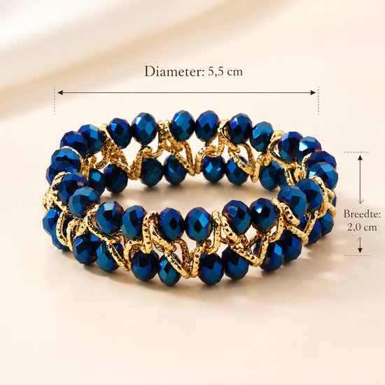 Blauwe facetgeslepen glazen kralenarmband met goudkleurige schakels, diameter 5,5 cm, breedte 2,0 cm.