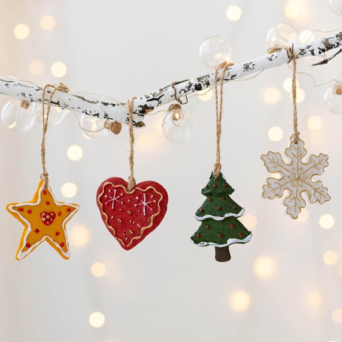 4 Stuks Houten Kersthangertjes, Kerstdecoraties met Touw, Versieringen voor de Kerstboom en Raamdecoratie (Hart)