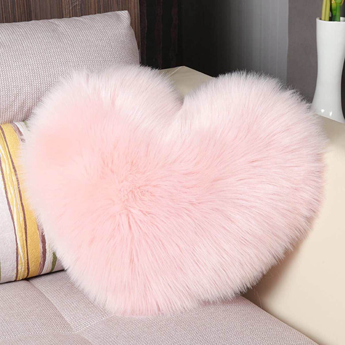 Dailygoods- Sierkussen Hartvormig - Pluche Kussen - Wasbaar - Decoratief Kussen - 40x50 cm - Warm en Gezellig - Decoratiekussen