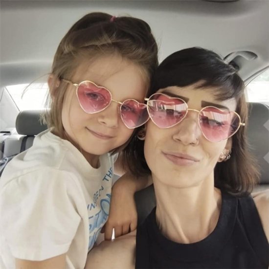 Solidchoice- Zonnebrillen Set van 2 - Hartvormig Ontwerp - Retro Hippiebril - Roze Glazen - Lichtgewicht Metalen Frame - Geschikt voor Feesten - Fashion Sunglasses van Solidchoice — afbeelding 3