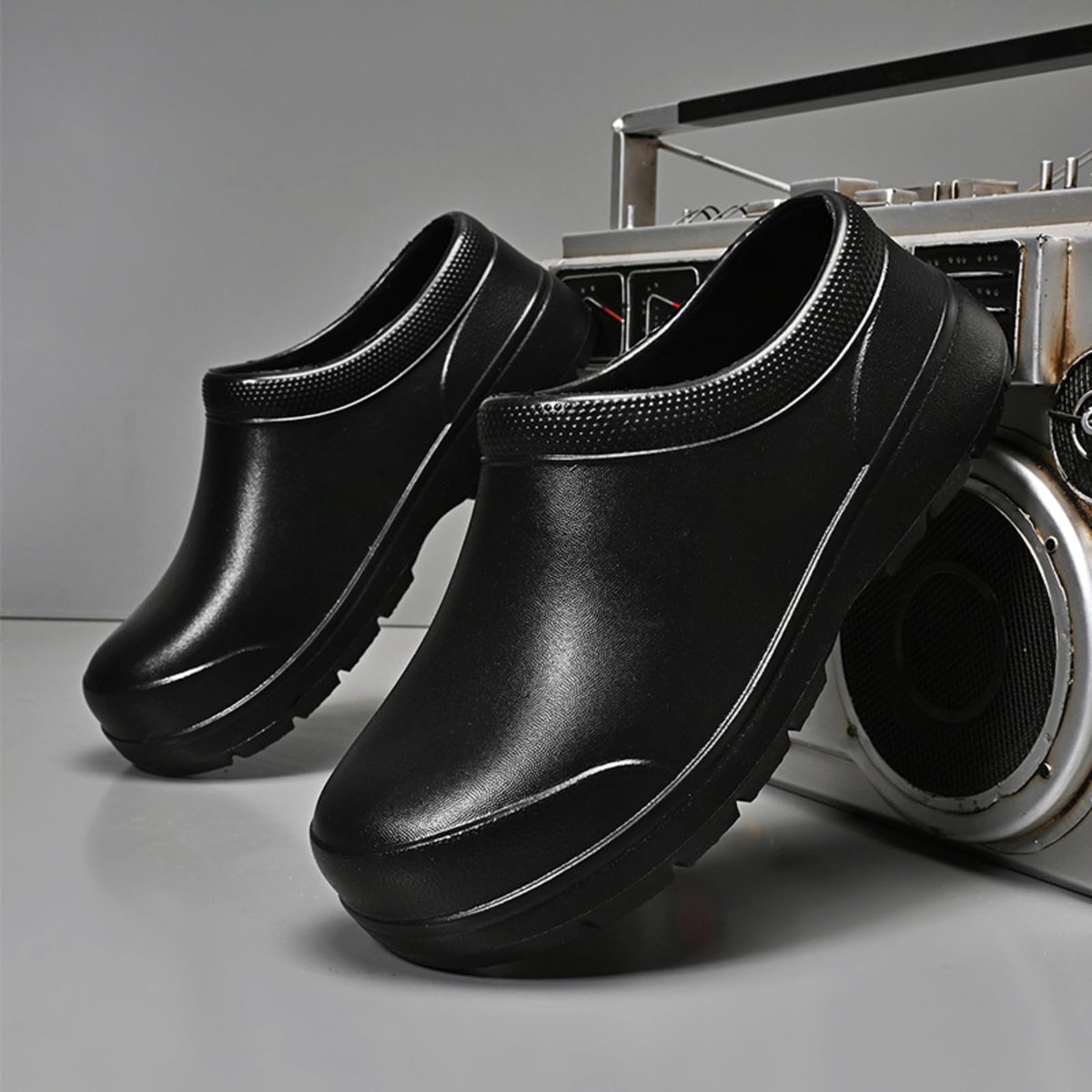 Lichte waterdichte EVA-werkschoenen voor dames en heren, antislip, oliebestendige klompen, robuuste keukenschoenen voor restaurant, ziekenhuis en tuinwerk, maat 36-46, zwart, 40 EU