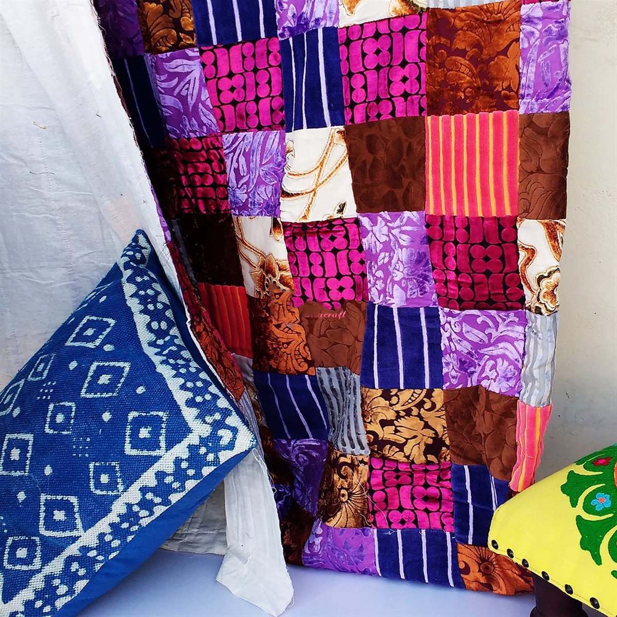 Assorted Patchwork Zijde Patola Kantha Bedcover, Kantha Quilt Zijde Kantha Bedsprei 90x108 Inches