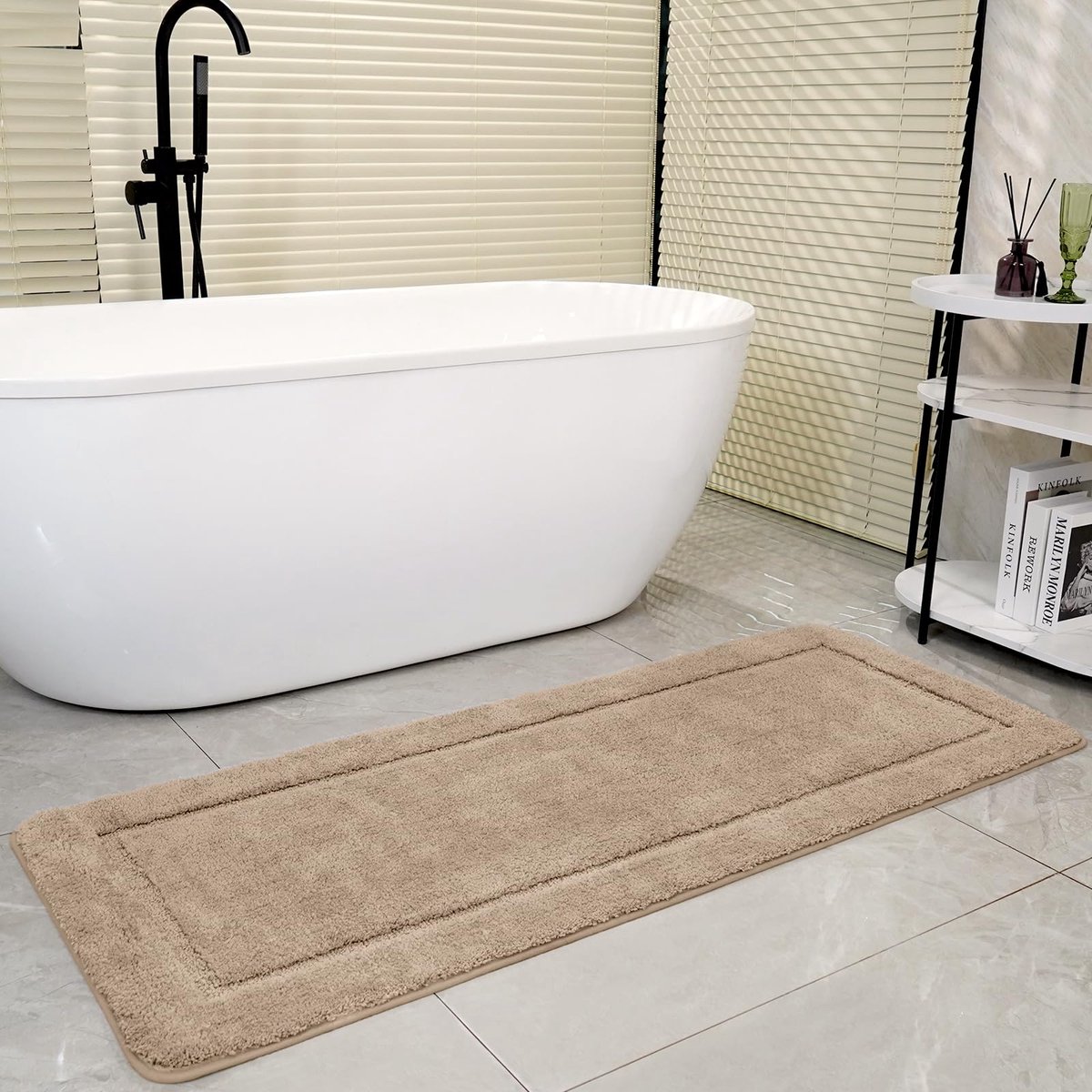 Badmat 60x150 cm, Enkele Mat, Hoogpolige Microvezel, Antislip & Wasbaar, Extra Grote Absorberende Douchemat, Perfect voor Bad & WC, Beige