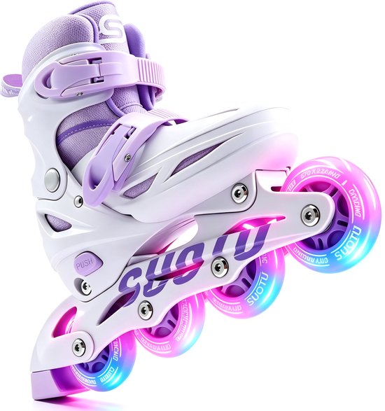 Witte skeelers met paarse accenten en lichtgevende wielen met 'Suotu' logo.