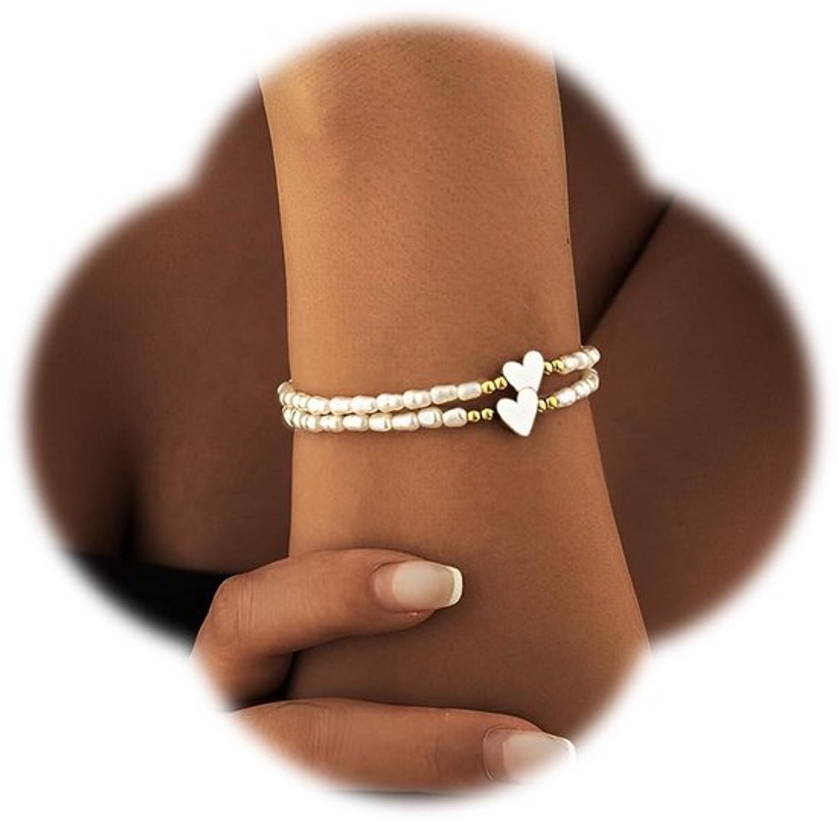 Damesparelarmband - 14K Hartjesarmband - Verstelbare Kralenarmband - Natuurlijke Gekweekte Parels - Tijdloos Accessoire - Elegante Design
