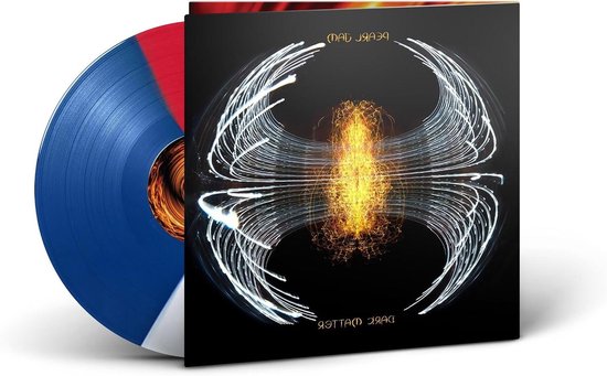 Vinylplaat met rood-blauw-witte segmenten en hoes met abstract lichteffect en de tekst Pearl Jam Dark Matter.