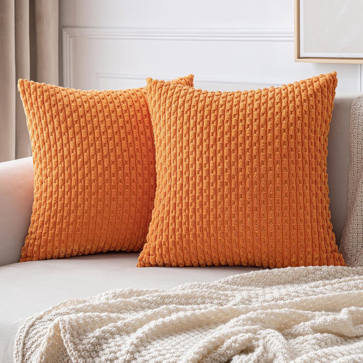 Elzusha - Set van 2 Fluweelzachte Decoratieve Kussenhoezen 40x40cm - Oranje Gestreepte Stijl