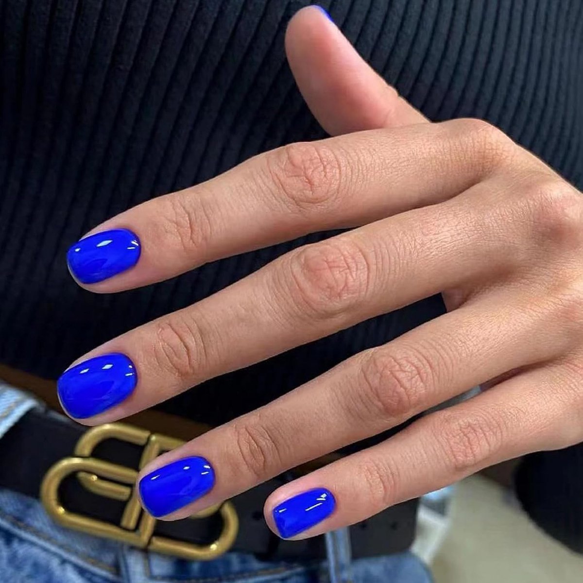 Valse nagels korte, vierkante Franse Press-on nagels, koningsblauwe glanzende effen kleur volledige dekking acryl nepnagels, natuurlijke verwijderbare elegante stick-on nagel voor vrouwen en