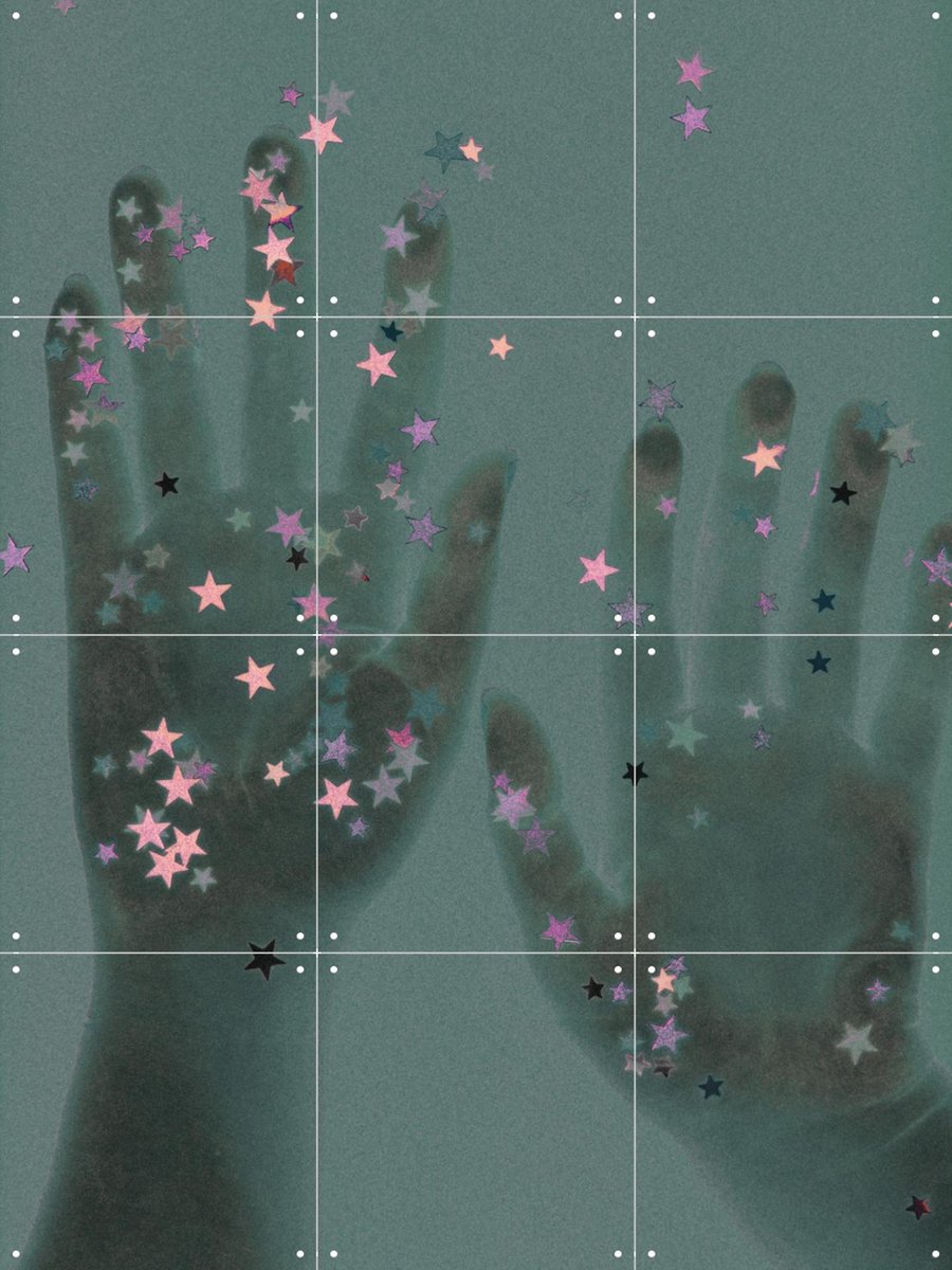 IXXI Cosmic Touch, Amber Lauder - 60 x 80 cm - Gratis ophangtool - Grote wanddecoratie en posters - Digitale Kunst, Surrealisme, Fantasierijk